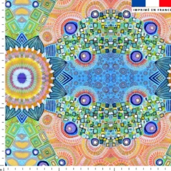 Arcs de cercles oranges - Fond multicolore - Création Lita Blanc