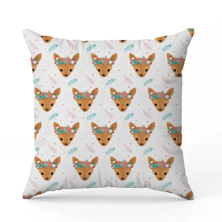 Biche couronne de fleurs - Fond blanc