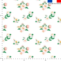 Bouquet de fleurs roses et blanches - Fond blanc