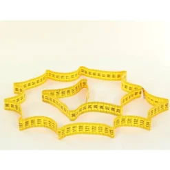 Centimètre couture jaune