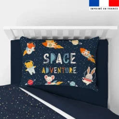 Coupon oreiller imprimé animaux dans l'espace