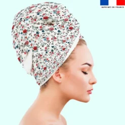 Coupon éponge pour serviette turban cheveux motif petites fleurs champêtres blanches