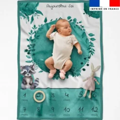 Coupon pour couverture mensuelle bébé motif raton laveur aquarelle