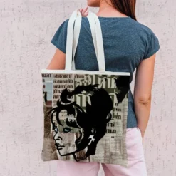 Coupon 45x45 cm - Femme aux yeux bleus - Création Anne-Sophie Dozoul