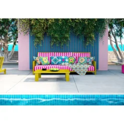 Coupon 45x45 cm motif carreaux de ciment jaune fuchsia et bleu