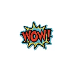Écusson bleu brodé "Wow !" rouge et jaune