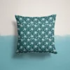 Fleur d'hiver bleue - Fond bleu canard