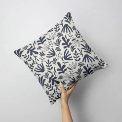 Forme abstraite de plante gris anthracite - Fond grège