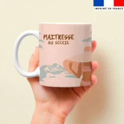 Mug imprimé maitresse au soleil saumon et vert