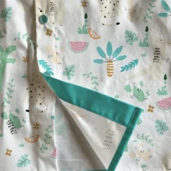 Patron chemise enfant blanche imprimé savane et crocodile