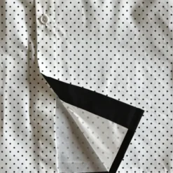 Patron chemise enfant blanche imprimé pois noir