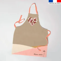 Patron imprimé pour tablier motif coeur en fleurs maman