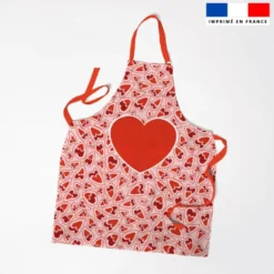Patron imprimé pour tablier rose motif coeurs en folie - Création Lucie OBATON