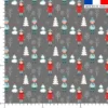 Petite fille et sapin enneigé - Fond gris
