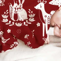 Polaire bordeaux motif animaux folk