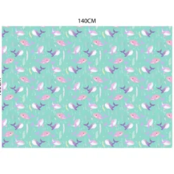 Polaire vert d'eau motif baleine rose et violet