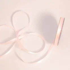 Ruban satin en bobine rose 6 mm