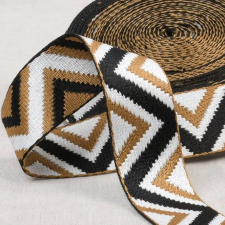 Sangle ethnique chevrons 38 mm blanc et ocre