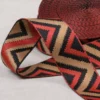 Sangle ethnique chevrons 38 mm rouge et ocre