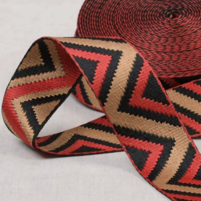 Sangle ethnique chevrons 38 mm rouge et ocre