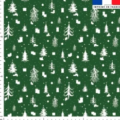 Sapin de Noel et cadeau blanc - Fond vert