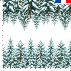Sapins enneigés verts - Fond blanc