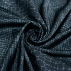 Satin anthracite et noir motif peau de serpent