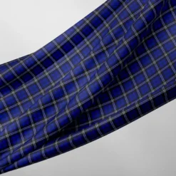 Tartan noir et blanc - Fond bleu foncé