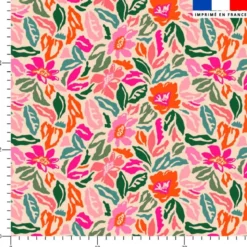 Tissu imperméable écru motif fleurs et feuilles colorées