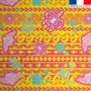 Tissu imperméable jaune motif tortue et raie manta maori rose