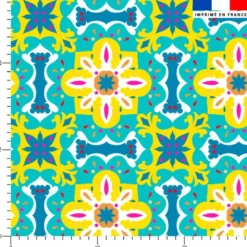 Tissu imperméable motif carreaux de ciment jaune bleu et turquoise