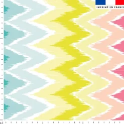 Tissu imperméable motif chevron rose jaune vert
