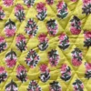 Tissu matelassé double face indien - Fleurs jaunes et roses, rayures lurex