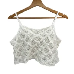 Top haut de robe en crochet blanc motif carreaux et rose
