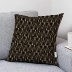 Velours noir motif triangle losange doré