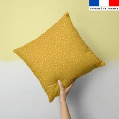 Vermicelles blancs - Fond ocre