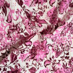 Voile de coton indien rayures lurex blanc motif fleurs roses et lie de vin