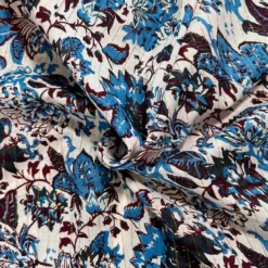 Voile de coton indien rayures lurex blanc motif fleurs bleues et lie de vin